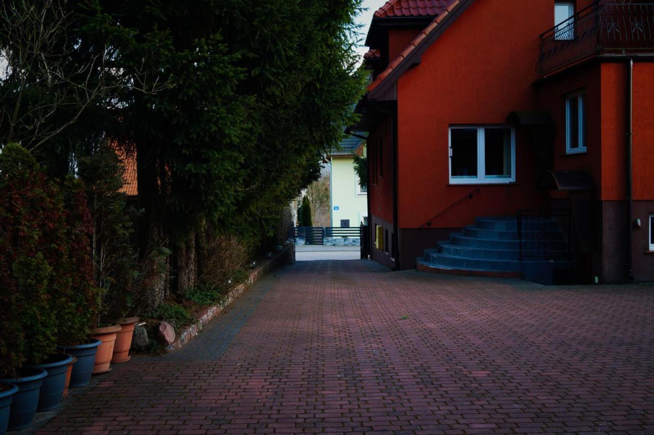 E&M Bed & Breakfast Mikołajki Luaran gambar