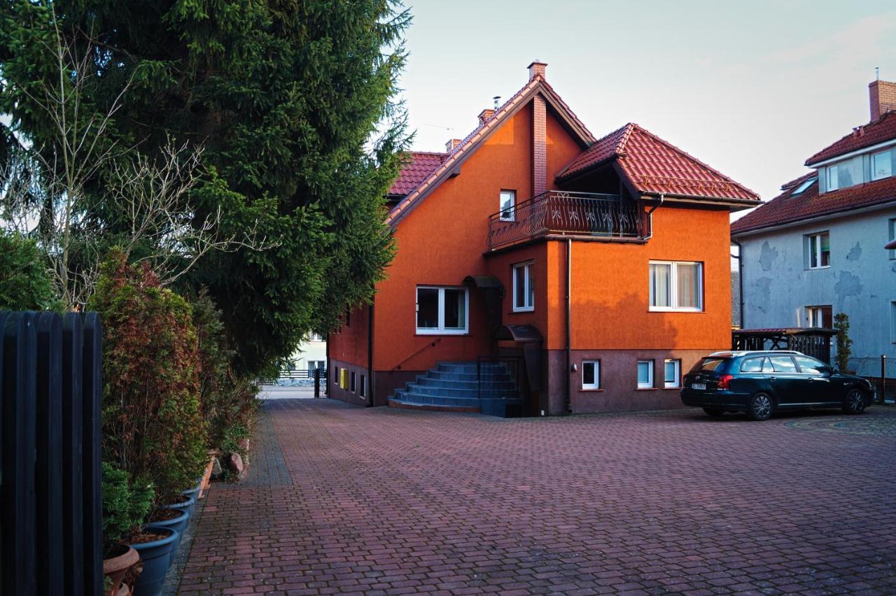 E&M Bed & Breakfast Mikołajki Luaran gambar