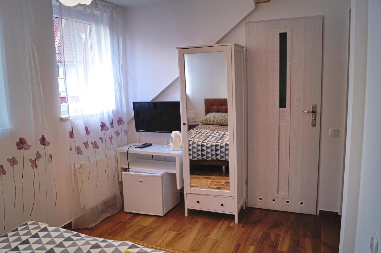 E&M Bed & Breakfast Mikołajki Luaran gambar