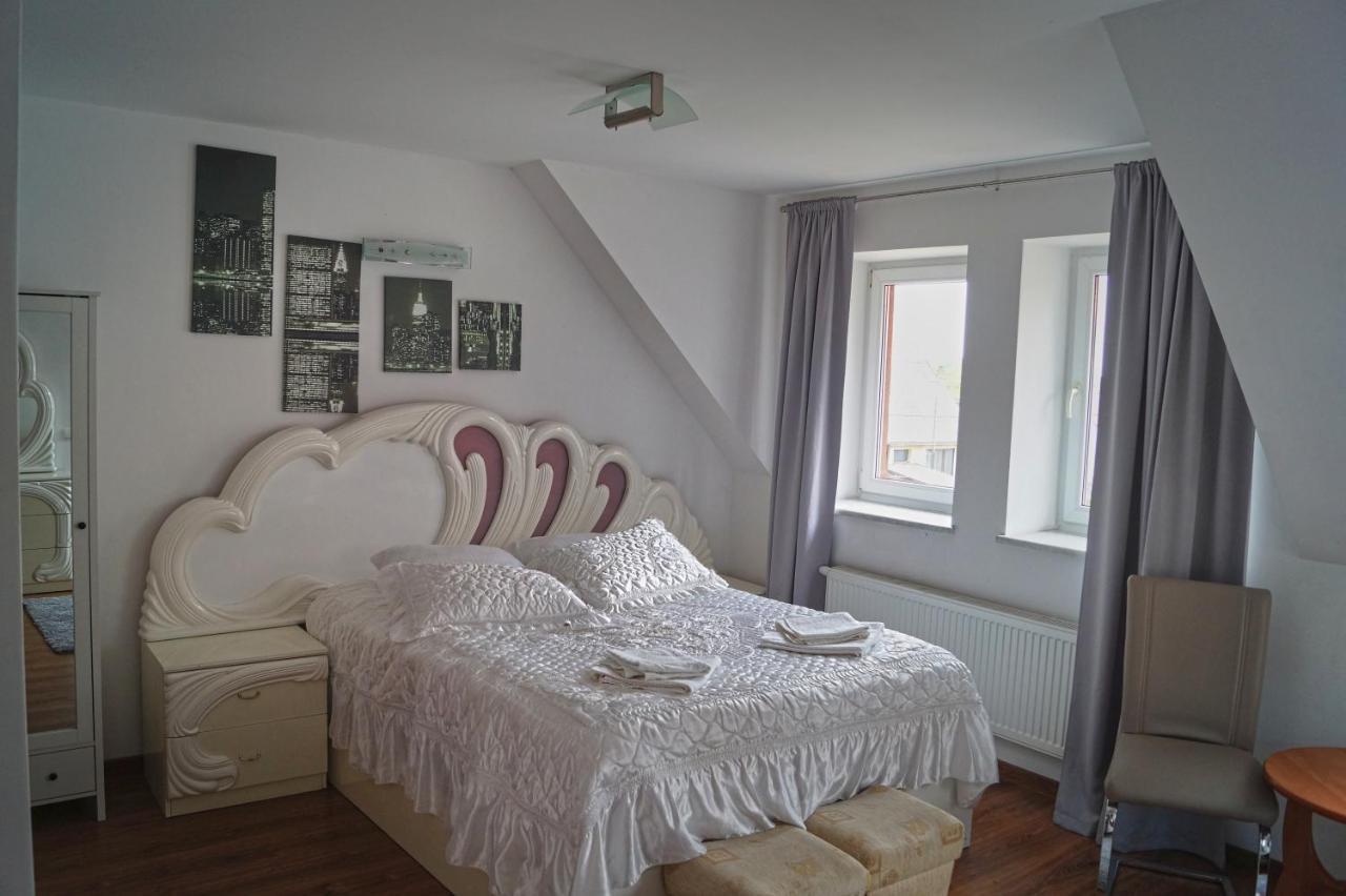 E&M Bed & Breakfast Mikołajki Luaran gambar
