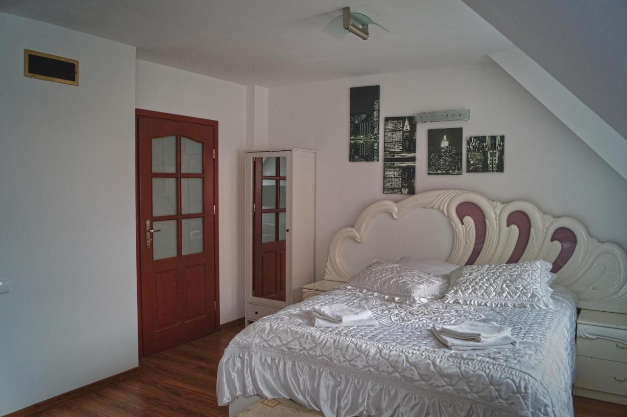 E&M Bed & Breakfast Mikołajki Luaran gambar